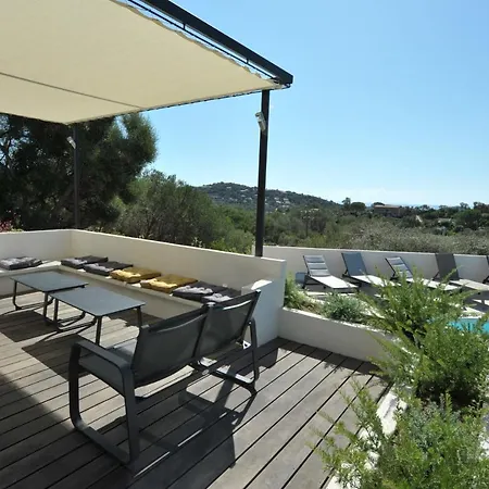 Magnifique 12 Personnes Vue Et Piscine * Cirendinu