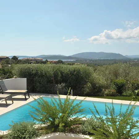 Magnifique 12 Personnes Vue Et Piscine Villa *
