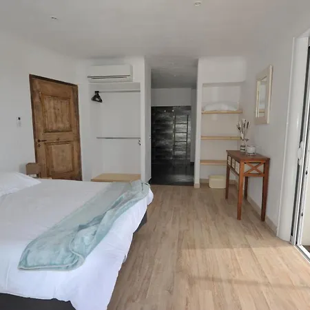 Magnifique 12 Personnes Vue Et Piscine Villa Cirendinu