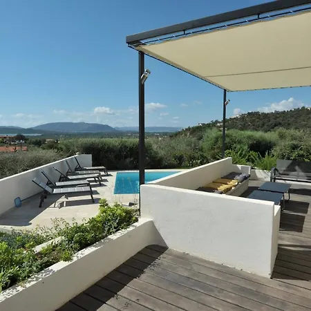 Villa Magnifique 12 Personnes Vue Et Piscine *