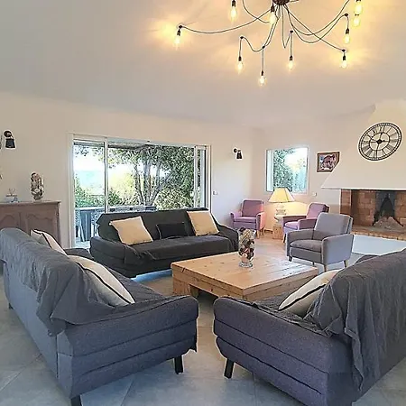 Magnifique 12 Personnes Vue Et Piscine Villa *