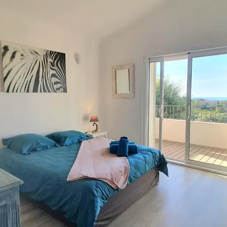 Magnifique 12 Personnes Vue Et Piscine Villa